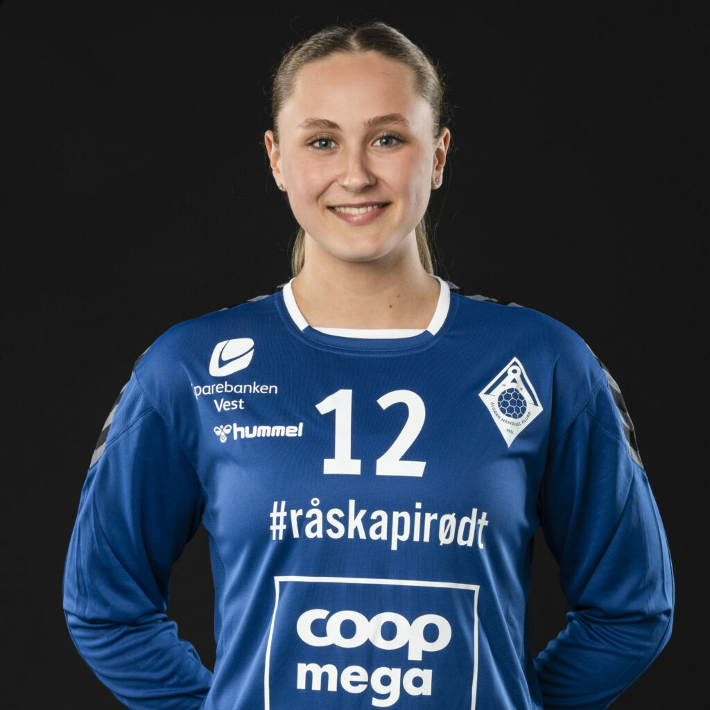 12_portrett_a╠èlga╠èrd_ha╠èndball